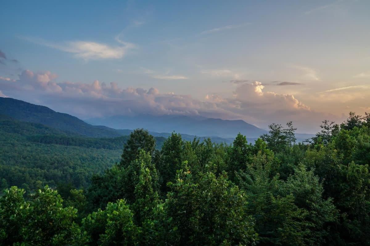 Villa Modern Mountain Escape Gatlinburg Esterno foto