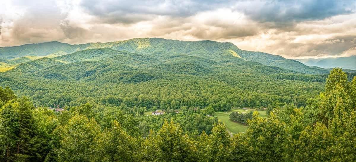 Villa Modern Mountain Escape Gatlinburg Esterno foto